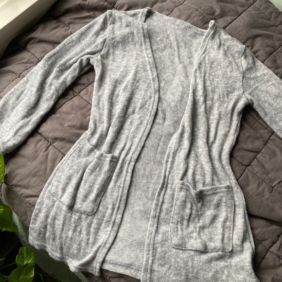Sweaters - Grey Cardigan